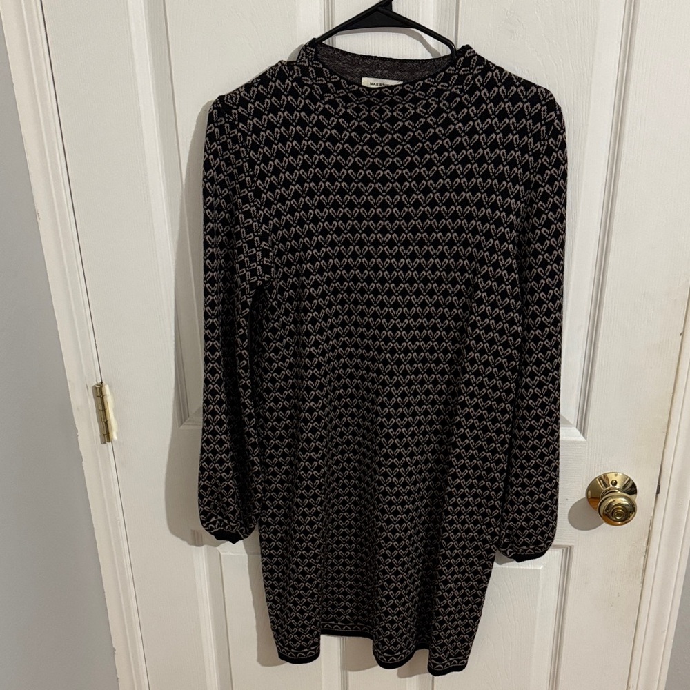 Elegant Black and Gray Patterned Dress